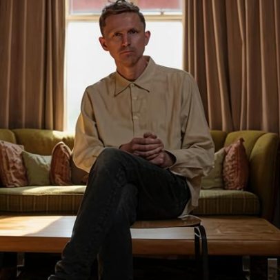Joe Dunthorne diz ter alergia a Dylan Thomas desde a infância em Swansea