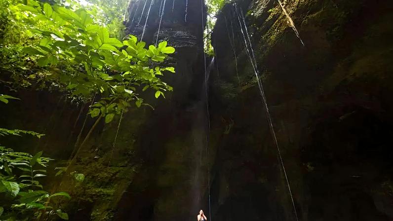 Uma viagem por Presidente Figueiredo, a terra das cachoeiras do Amazonas localizada a 2 horas de Manaus.