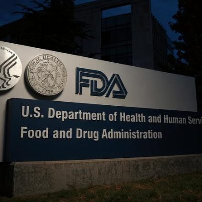 FDA planeja acelerar ensaios de fármacos com dados em tempo real e IA