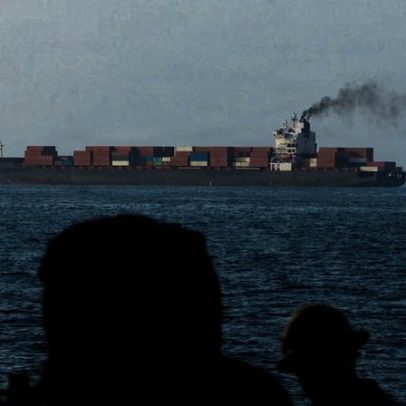 Irã e EUA em impasse, ambos mantêm bloqueios