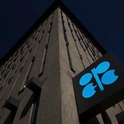 Delegados da OPEC+ esperam novo aumento simbólico de produção sem Emirados
