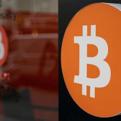 Esforços para desfazer posição de detentor de Bitcoin revela negociação em queda