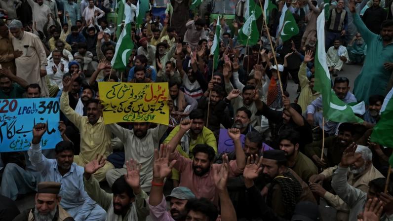 Paquistão acelera compras de LNG no mercado spot para aliviar escassez de gás