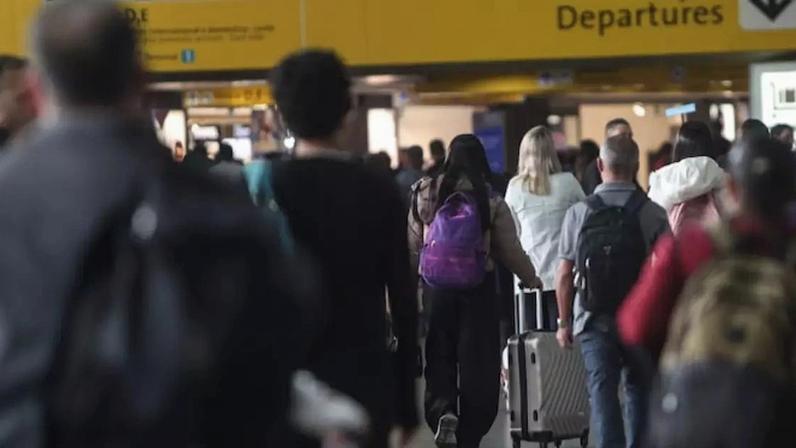 Aeroporto de Cumbica, em Guarulhos, é o principal ponto de chegada dos turistas estrangeiros no Brasil