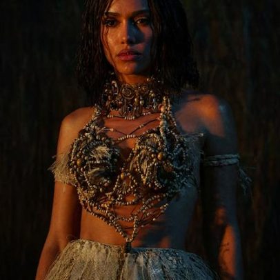 Shakira não produziu música de Anitta; crédito é erro