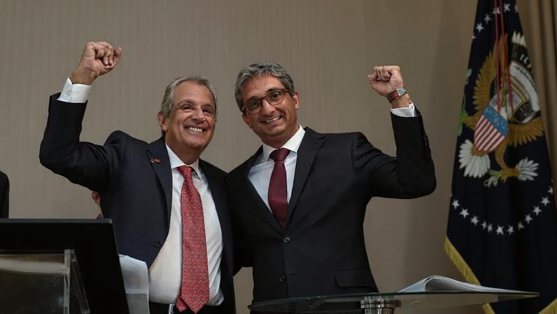 Flávio Willeman, à direita