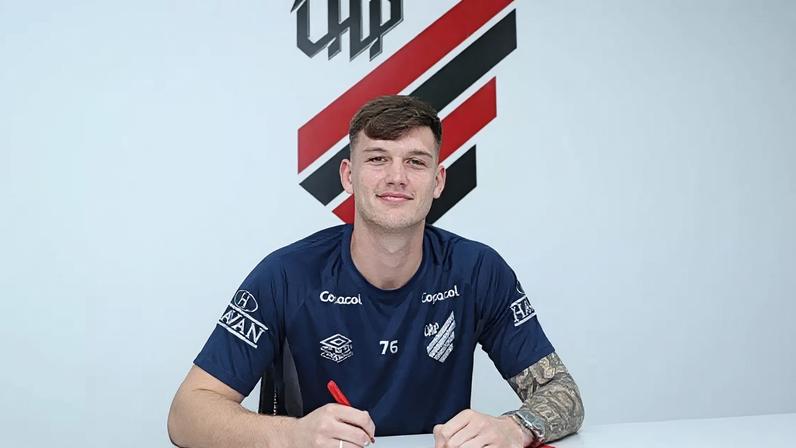 Maksym Voronov assina vínculo com o Furacão até o fim de 2029 / Jogada10