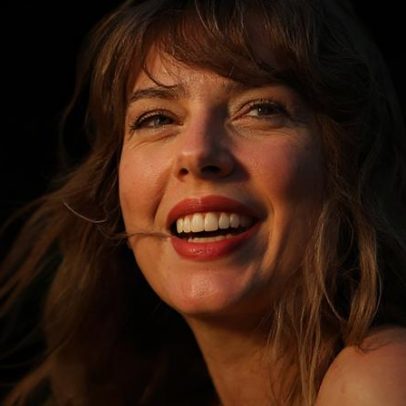 Taylor Swift regrava todos os seus álbuns antigos para controlar direitos