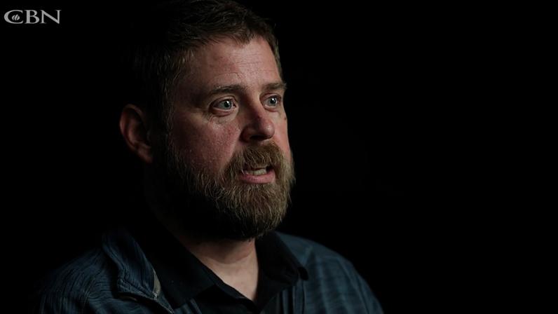 Homem se liberta do alcoolismo após clamar por ajuda a Deus