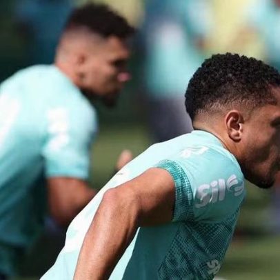 Vitor Roque treina pelo Palmeiras e fica perto do retorno; Paulinho vai a campo