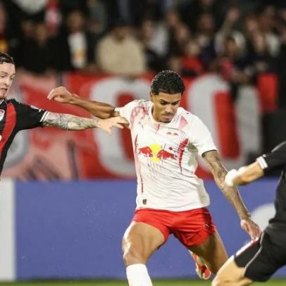 River Plate vence Red Bull Bragantino com gol nos minutos finais