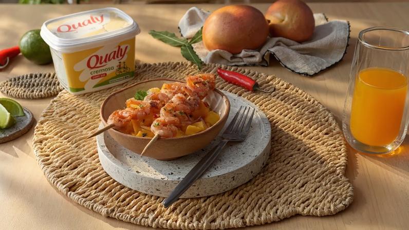 Ceviche de manga com camarão salteado: leve, tropical e fácil de fazer