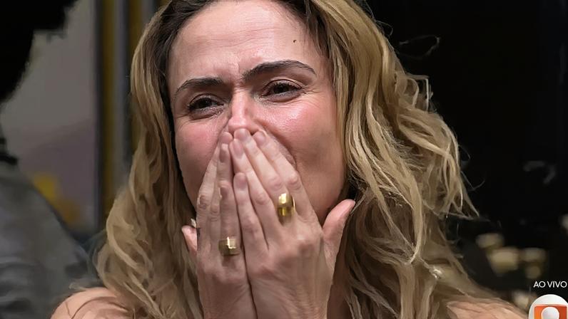 Ana Paula fica de fora de reencontro com os ex