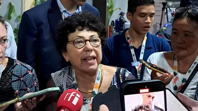A ministra francesa da Transição Ecológica, Monique Barbut, que recebe nesta quinta-feira, 23 de abril de 2026, ministros e representantes do Meio Ambiente do G7, em Paris (imagem de arquivo durante COP 30, em Belém).