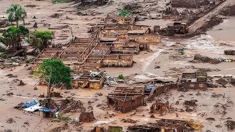 Quebra da barragem da mina Córrego do Feijão, em Brumadinho (MG)