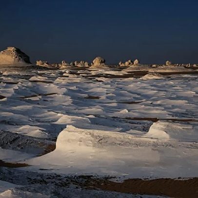 Deserto Branco: joia rara revela cenários fascinantes do Egito