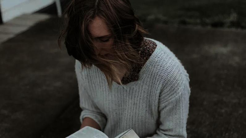 Ricos investem R$ 7 mil em retiros de leitura para evitar interrupções