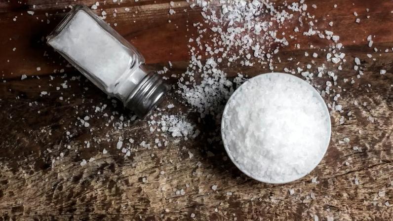 Desejo por sal pode indicar desidratação ou desequilíbrios no organismo