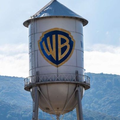 Acionistas aprovam venda da Warner Bros. para a Paramount por US$ 111 bilhões