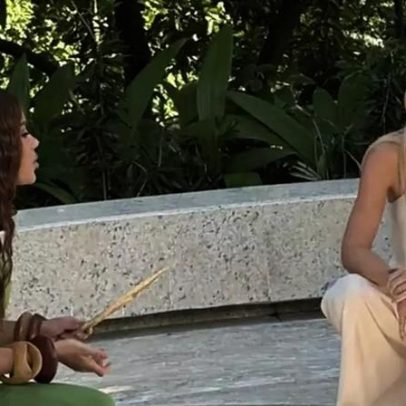 Anitta resgata músicas do início da carreira no programa de Eliana