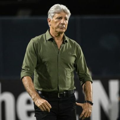 Arbitragem condiciona resultado; Renato enfrenta primeira turbulência no Vasco