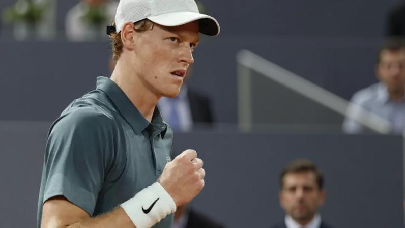 Jannik Sinner busca quinto título seguido em torneios Masters 1000