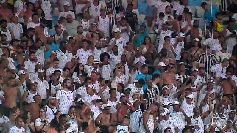 Veja a tela torcida visitante no Maracanã