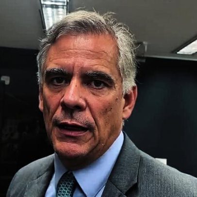 CCJ deve votar fim da escala 6x1 em até 15 dias, afirma presidente