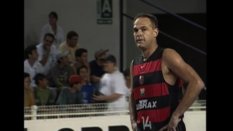 Relembre o último jogo da carreira de Oscar Schmidt