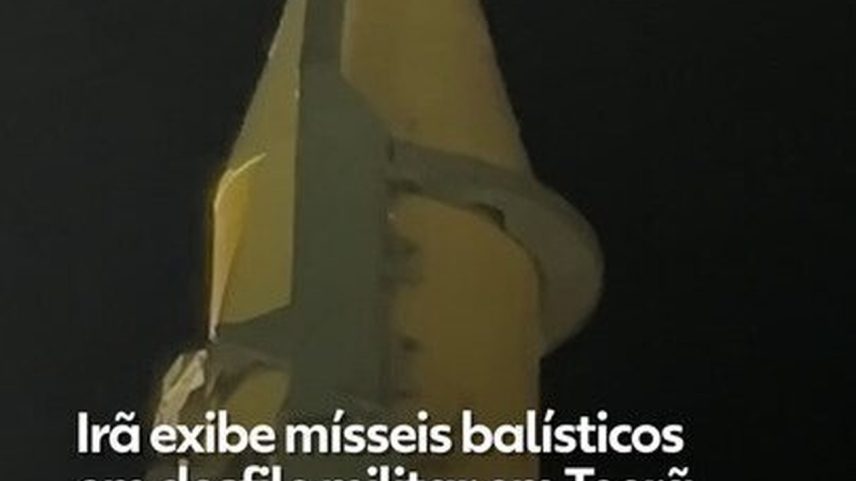 Irã exibe mísseis balísticos em desfile militar em Teerã