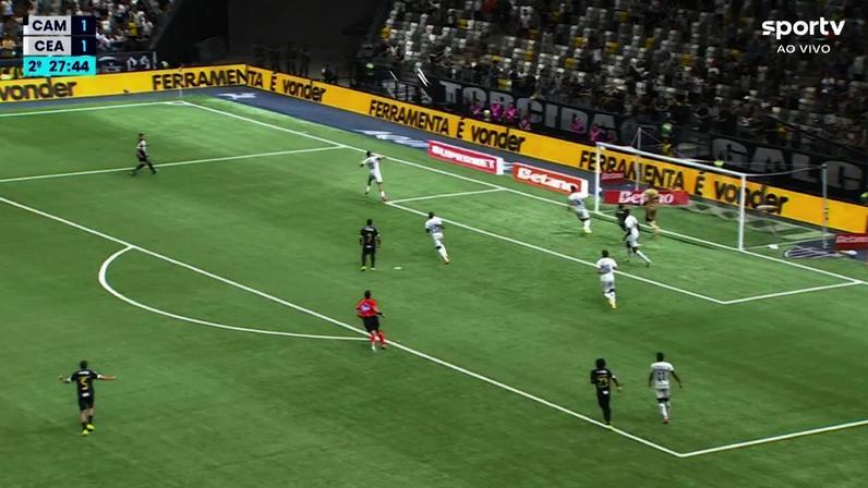 Renan Lodi marca gol de dentro da área aos 27 do 2º tempo contra Ceará