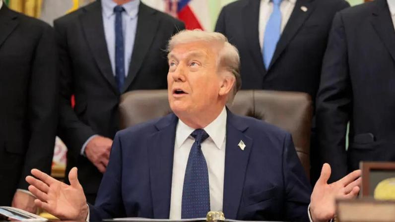 O presidente Donald Trump declarou ter obtido a prorrogação do cessar-fogo entre Israel e o Líbano por mais três semanas, após uma reunião com embaixadores dos dois países na Casa Branca. 23 de abril de 2026