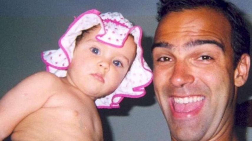 Filha de Tadeu Schmidt emociona com homenagem ao pai após morte de Oscar: 'Gigante'