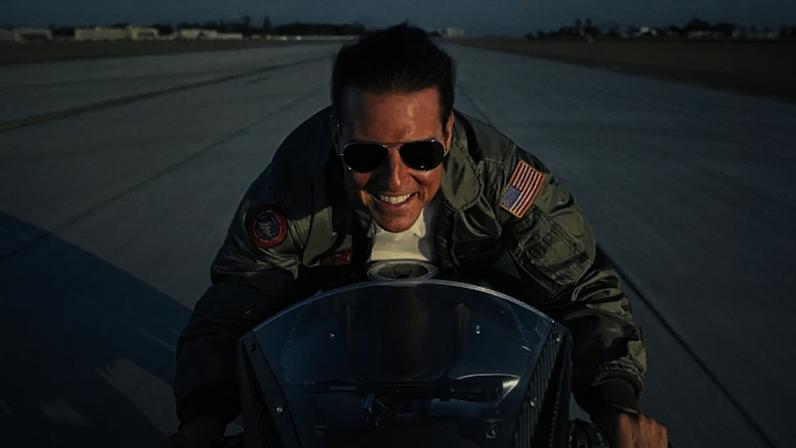 Tom Cruise está confirmado como Pete "Maverick" Mitchell em 'Top Gun 3', anunciado pela Paramount na CinemaCon 2026