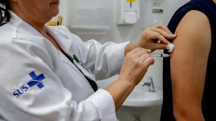 Vacinação em unidade do SUS