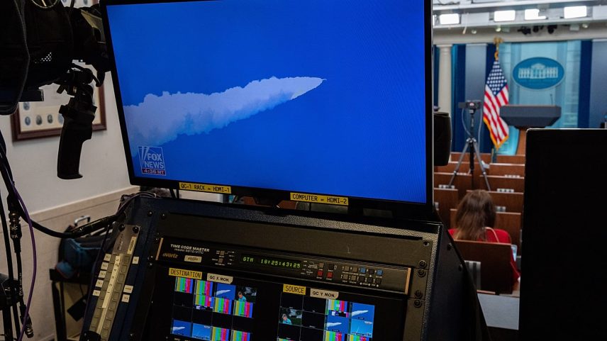 Cientistas franceses emocionados com o lançamento Artemis II