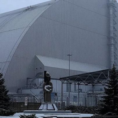Chernobyl pode enfrentar colapso com reparos estagnados após ataque russo
