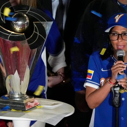 EUA levantam sanções contra o presidente interino da Venezuela Delcy Rodríguez