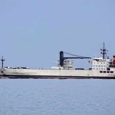 Trump ordena bloqueio do Estreito de Hormuz após falhas em negociações EUA-Irã