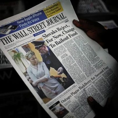 Juiz rejeita ação de Trump contra WSJ sobre vínculos com Epstein