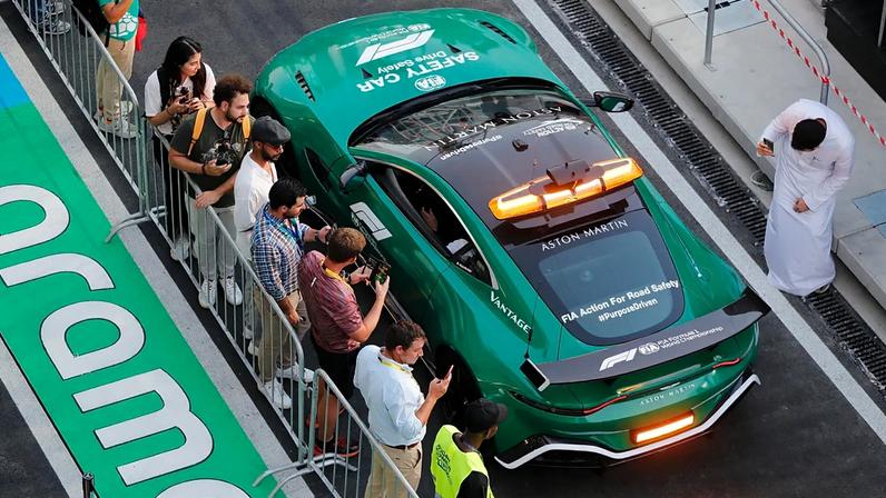 Qiddiya City prepara hotel de automobilismo e venue de corrida de cavalos