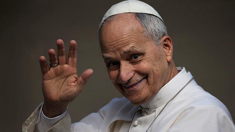 Trump critica o Papa Leo XIV em disputa sobre guerra no Irã