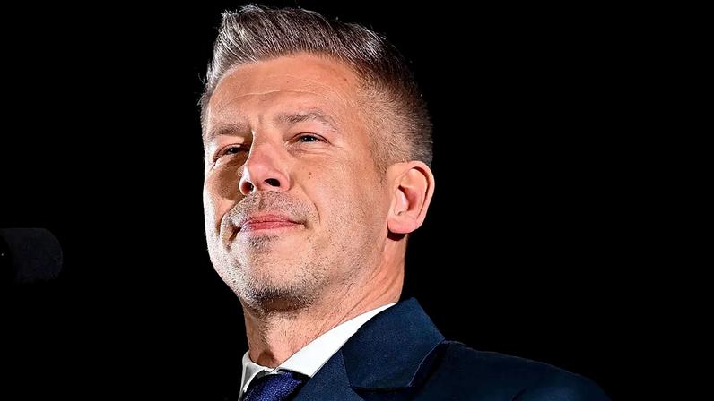 Magyar afirma que nenhum país deve ceder território na Ucrânia