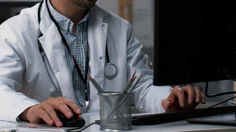 Study suggests AI chatbots are not ready for frontline clinical use.