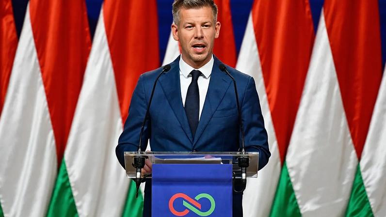 Péter Magyar acusa ex-ministro de destruir documentos confidenciais