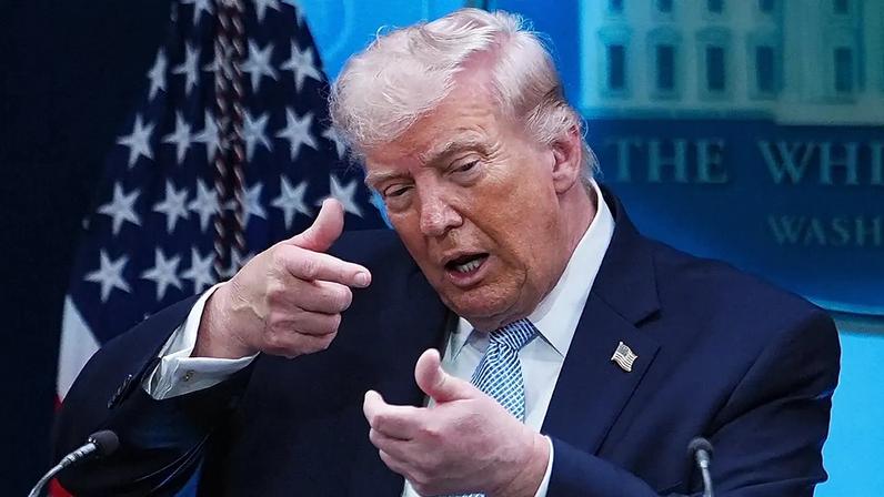 Trump intensifica retórica sobre o Estreito de Hormuz