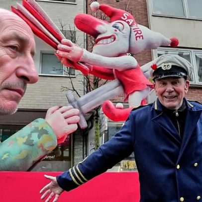Artista alemão é condenado à prisão por sátira carnavalesca a Putin