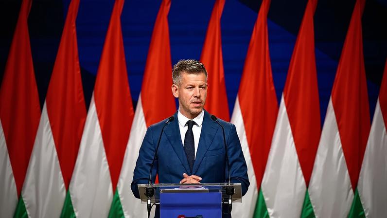 Magyar promete fechar TV estatal húngara por suposta propaganda 'norcoreana'.