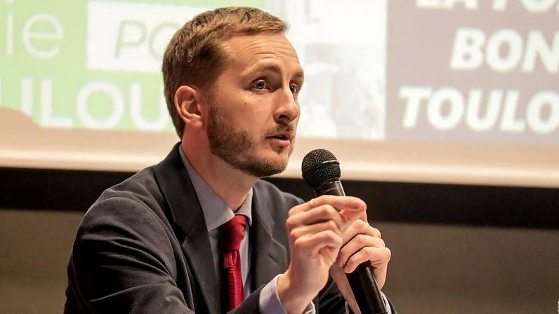 Eleições municipais francesas com alegações de interferência estrangeira