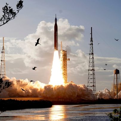 Astronautas da Artemis II iniciam histórica missão lunar